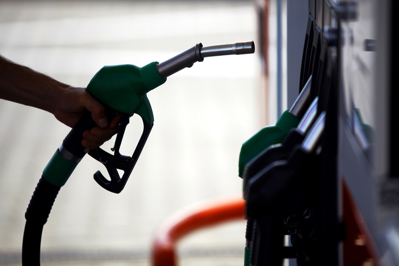 Эксперты ждут небольшой волатильности цен на топливо - без резких повышений и снижений