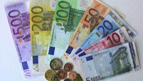 Сколько денег можно брать с собой в Черногорию