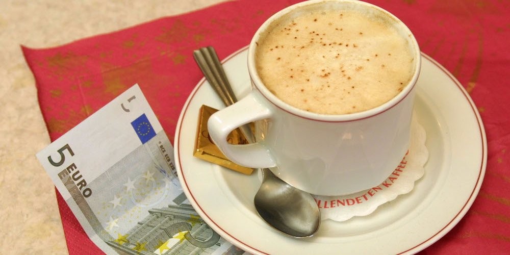 евро и кофе