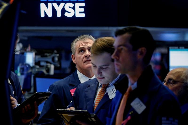 © Reuters. Фьючерсы на фондовых биржах США указали на снижение при открытии