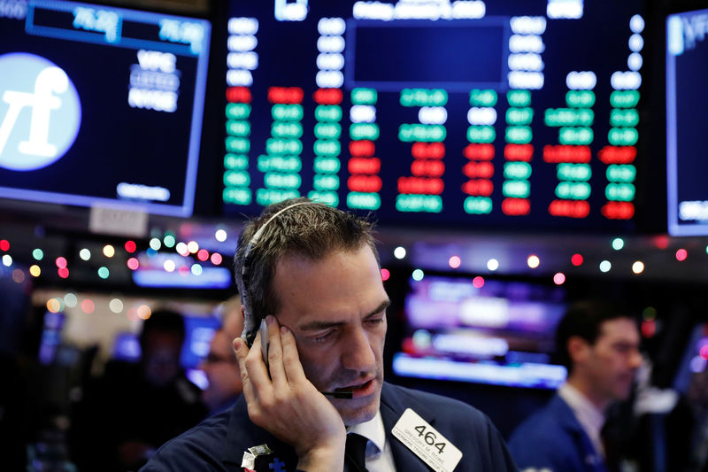 © Reuters. Фьючерсы на фондовых биржах США указали на резкое снижение при открытии