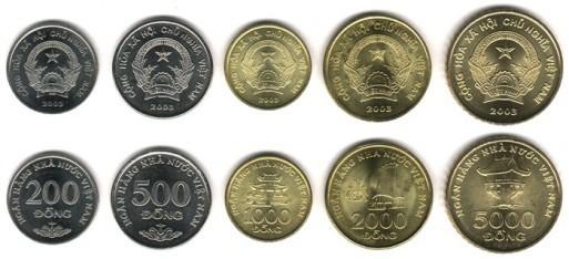 Фото 6. Монеты, практически вышедшие из обращения.